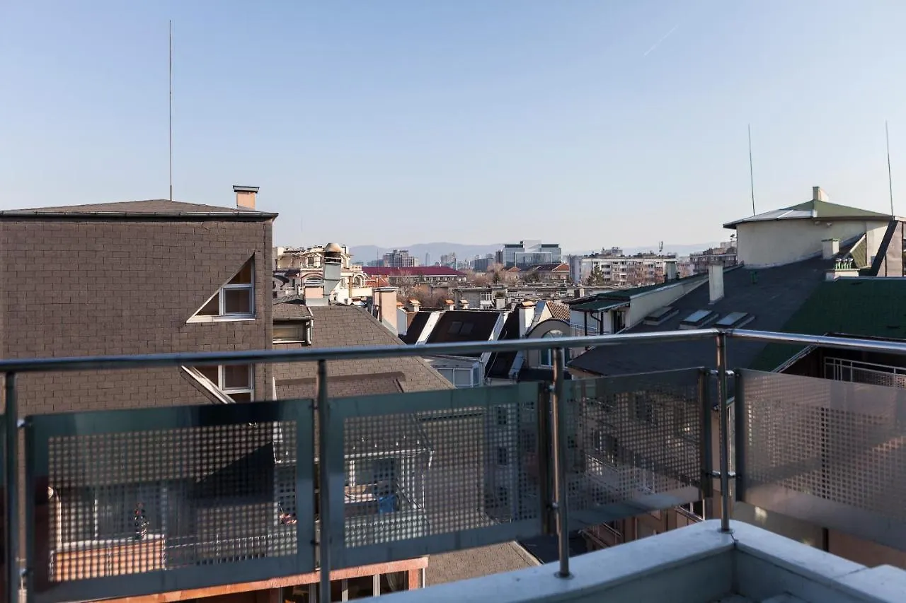 Апартаменты Tony'S Sunny Rooftop Studio By Flat Mаnager София Болгария